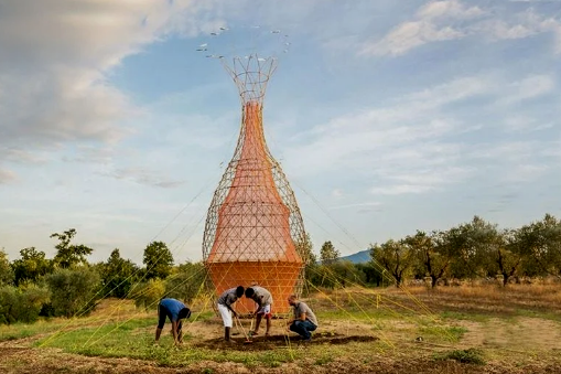 جرعة O'Vert : برج الوركاء ، أو كيفية تحويل الهواء إلى ماء في إفريقيا