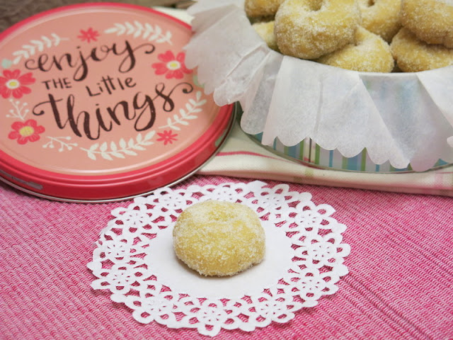 BOLLITOS DE ANÍS AL HORNO