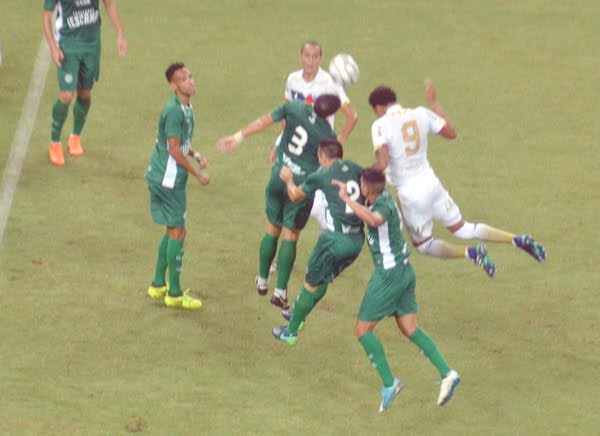 Série B Nacional - Leão sai na frente com golaço de Gustagol.