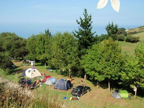 Artículo: Ir de Campings en el País Vasco (España)  por Rosa Doble.