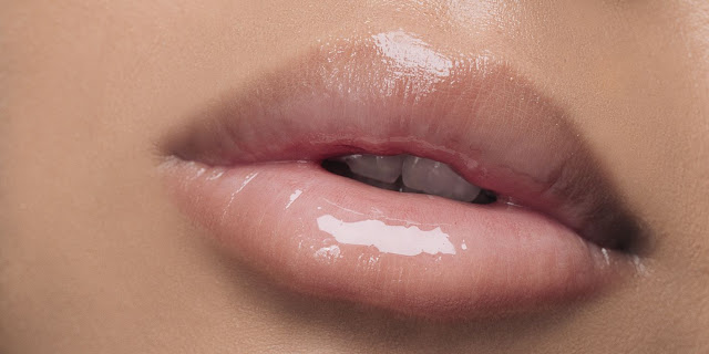 This Array of Lip Gloss Makes Getting Shiniest Lips Easier