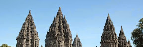 Candi Prambanan yang berlokasi di pinggiran Daerah Istomewa Yogyakarta memang memiliki pem Gambar Candi Prambanan Yogyakarta