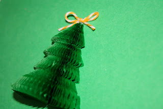 fresh crafts blog: honeycomb christmas tree