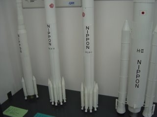 R9080045