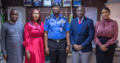 L-R: Head of Security Services, Airtel Nigeria, Oluwaseyi Adetayo; Ag. Head, Brands & Advertising Airtel Nigeria, Omobolanle Osutole; Lagos State Commissioner of Police, Sylvester Abiodun Alabi; Director, Corporate Communications & CSR, Femi Adeniran and Head, Corporate Social Responsibility, Airtel Nigeria, Chioma Okolie during the presentation of Traffic Booth to the Lagos State Police Command, on Thursday, 19th January 2022.
