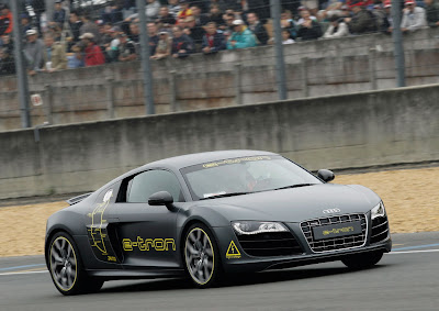 2011 Audi R8 e-Tron Road Test