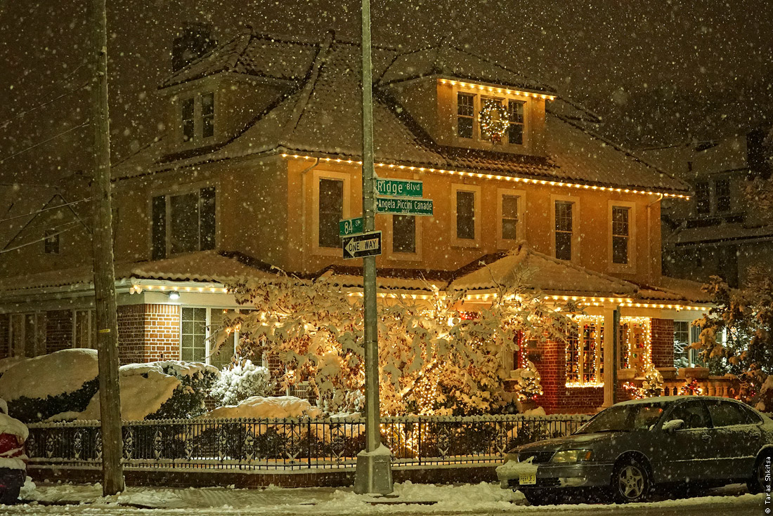 Bay Ridge. Brooklyn. Evening, winter