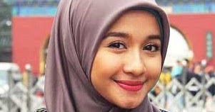 50 Warna  Jilbab  Yang  Cocok  Dengan Kulit  Sawo  Matang 
