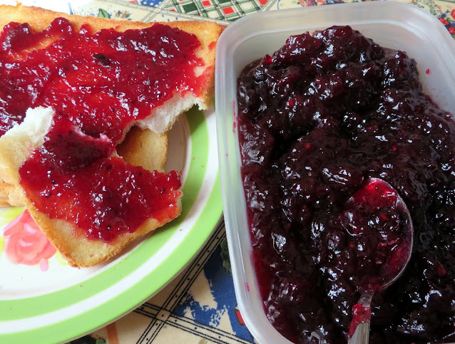 Apple & Blackberry Jam