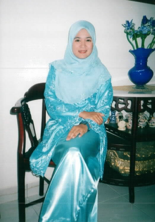 February 2019 Malaysian  Baju  Kurung 