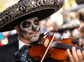 José González cantante mexicano Mariachi Internacional Barcelona