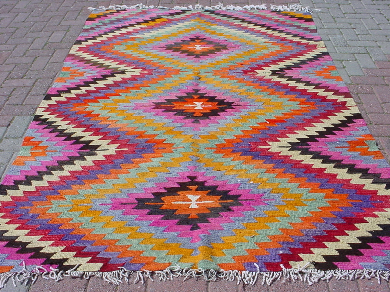 Inspired Design Current Obsession Colorful Kilim Rugs Coloring Wallpapers Download Free Images Wallpaper [coloring654.blogspot.com]