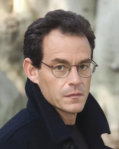 Daniel Silva (Author)