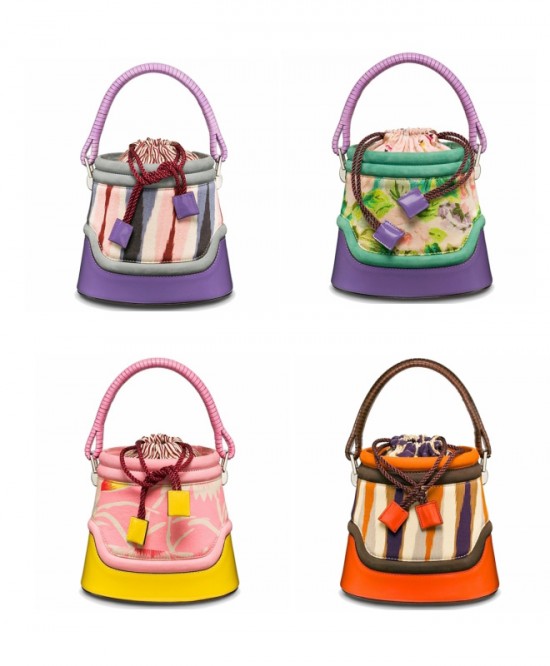 Trendy Handbags With Colorful Style
