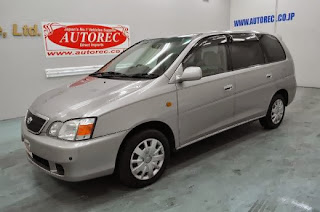 2002 Toyota Gaia for West Samoa to Apia