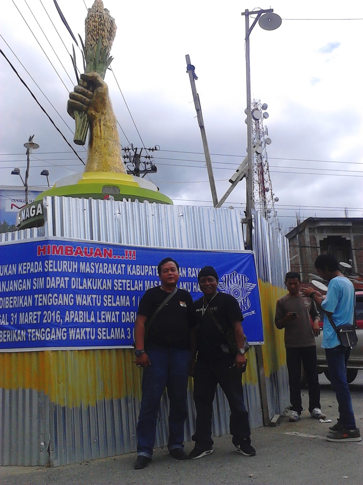 PUSAT KERAJINAN  TEMBAGA DAN KUNINGAN KERAJINAN  UKIR  