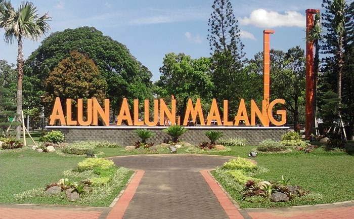 Alun Alun Merdeka Malang Tempat Wisata di Malang yang Seru Untuk Selfie