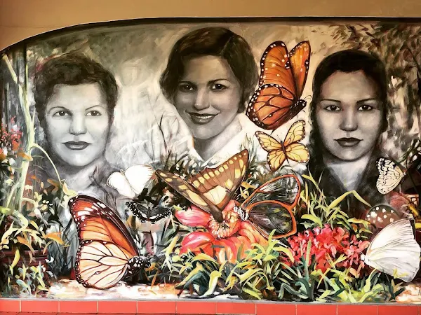 Mural Hermanas Mirabal, de Luis Ángeles