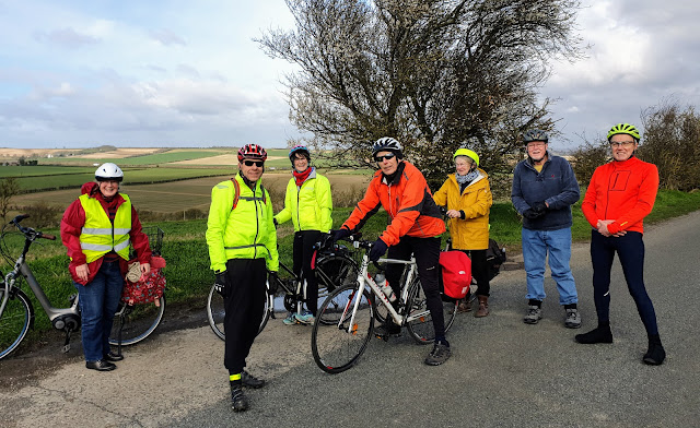 Cyclists on Coploe Hill, South Cambridgeshire