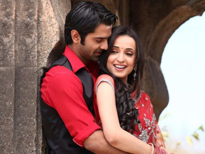 Barun Sobti and Sanaya Irani Couple HD Wallpapers Free Download