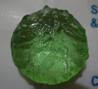 Batu MOLDAVITE