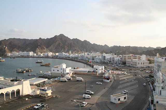 TRAVEL GUIDE TO MUSCAT