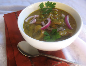 Mushroom Green Pea Curry in a Creamy Cashew Sauce