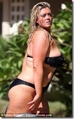 article-2037747-0DE802AA00000578-561_306x492