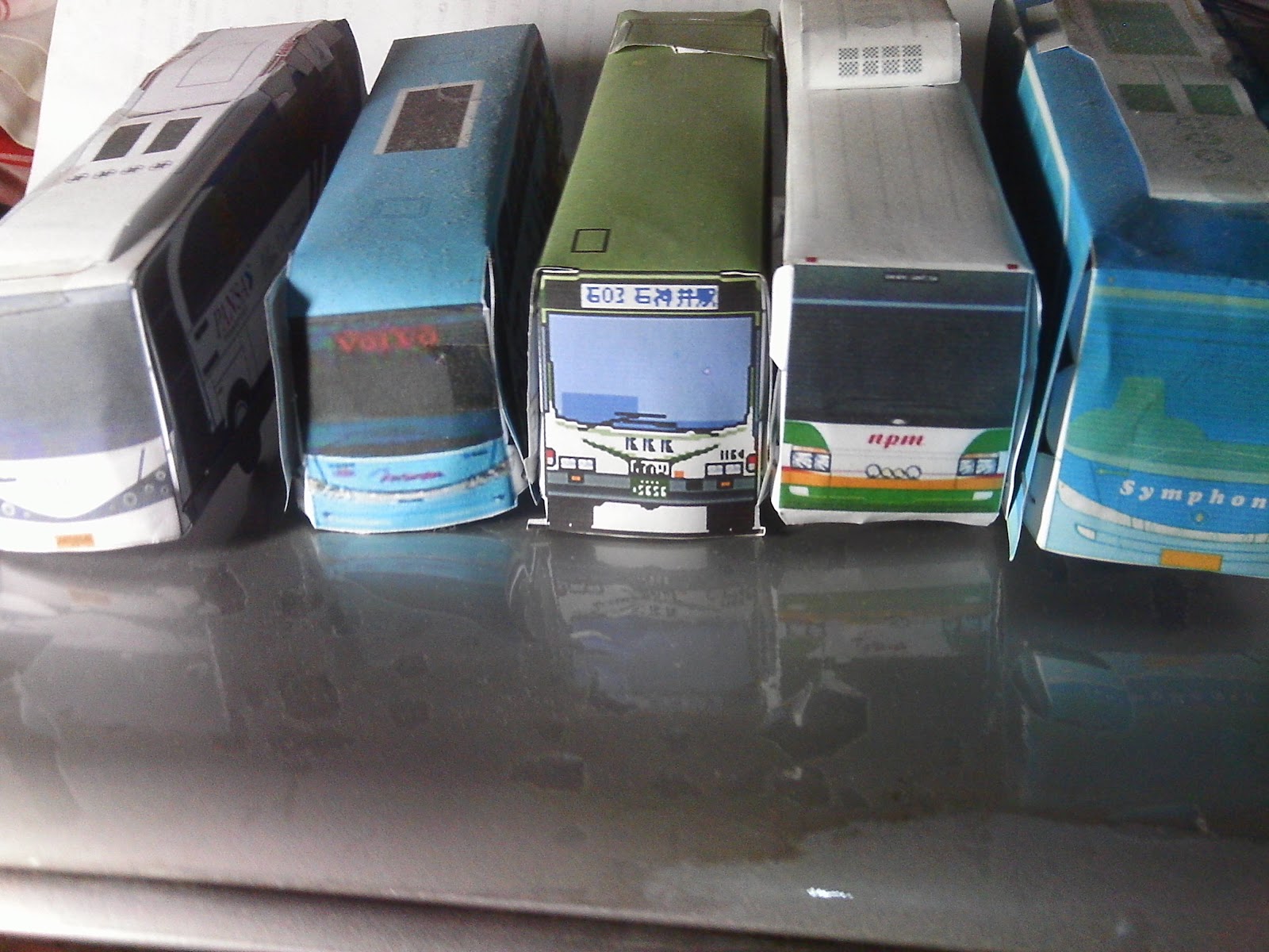 paper craft miniature bus Indonesia: kerajinan miniatur bus di ...