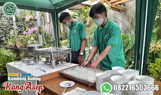 Kambing Guling Terdekat, Kambing Guling,