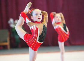 Фото Укринформ: юная гимнастка