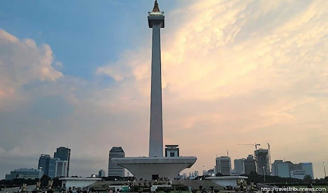 tempat wisata monas