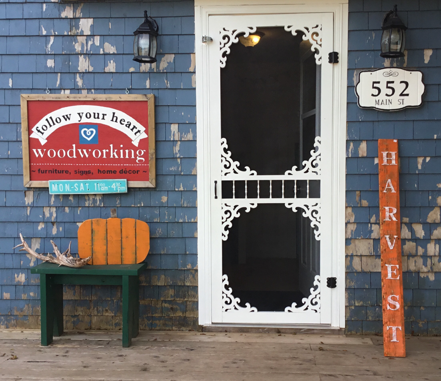 shop front door Hallowe'en 