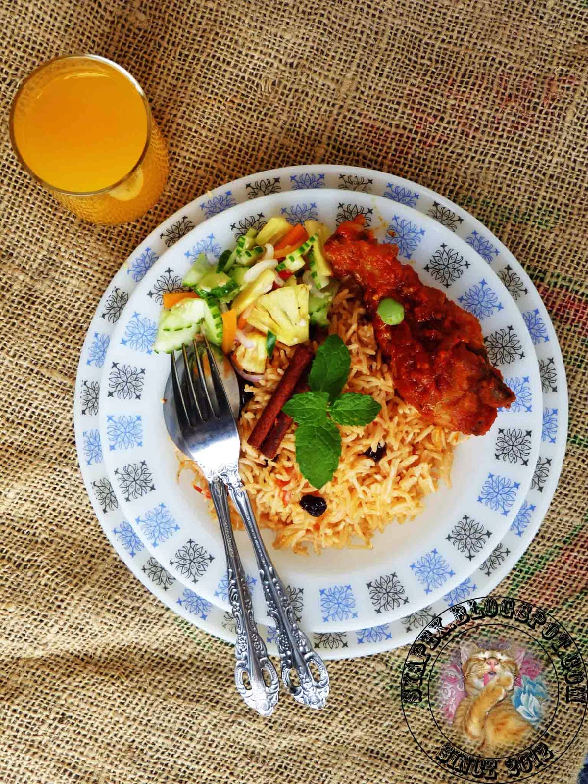 Syapex kitchen: Nasi Tomato, Ayam Masak Merah dan Acar 