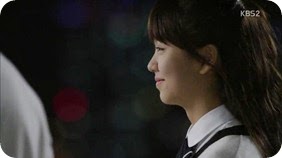 School 2015 E09 1550