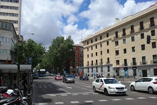 La calle Princesa, prolongación de la Gran Vía, es una de las más transitadas por vehículos.