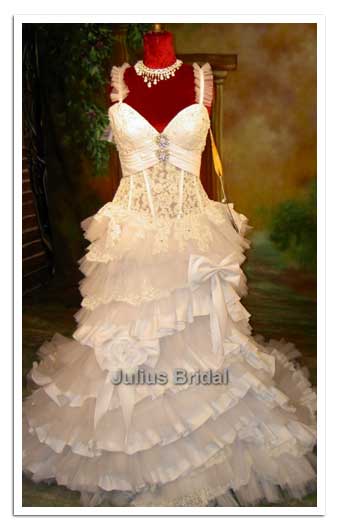 tacky wedding dress. help choose dresses.. good