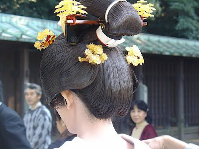 Traditional wedding hairstyle, wedding hairstyle