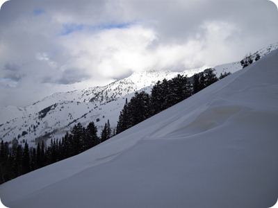 climbing peak behind Maple Mtn