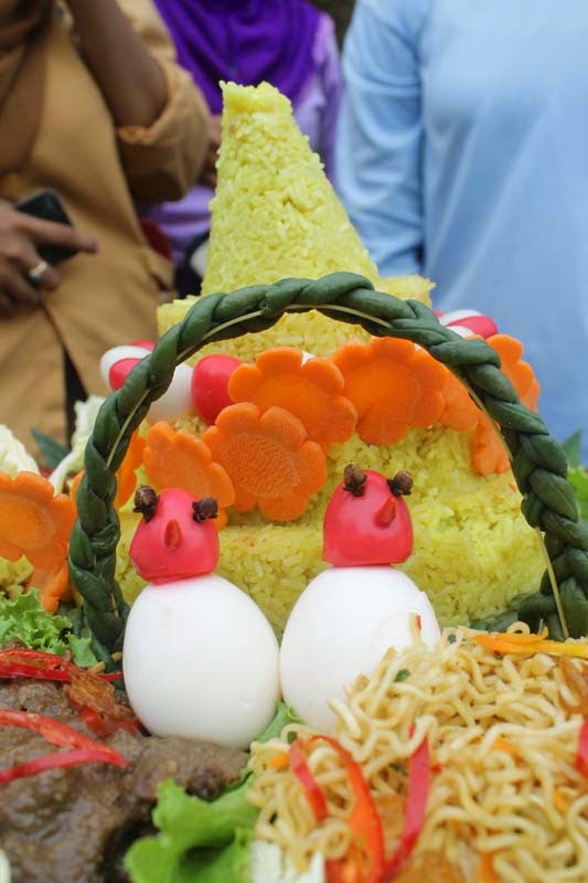 The Absurd Blog Kreasi Hiasan  Tumpeng  dan Hidangan 