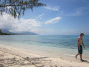 Mark strolling on the beach (mark strolling on the beach)