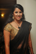 Sravya reddy sizzling saree photos-thumbnail-10