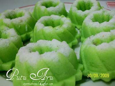 Periuktanah: Kuih Seri Ayu @ Putu Ayu