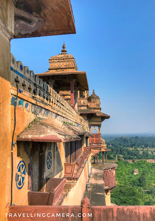 Some things to keep in mind while visiting Orchha: There is one single ticket for all historical monuments in Orchha including the Palace, Chaturbhuj temple, Chhatris, Laxmi Narayan Temple, etc. And that can be purchased at the Palace only.  The ticket is Rs. 20 per person for Indian citizens + Rs 25 for camera. This is quite reasonable considering that this also serves as a day pass for all the other monuments.  You can take your vehicle right up to Jahangir Mahal and also drive around. The roads are narrow but decent enough. There are no parking charges if you take your vehicle inside the Palace complex.  If you are parking outside, the ticket is Rs. 30 per person, and the ticket is valid almost all over Orchha.