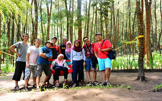 Foto bareng blogger Eksplor Desa Wisata Malang