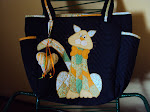 BOLSA COM APLIQUE GATO EM PATCHWORK