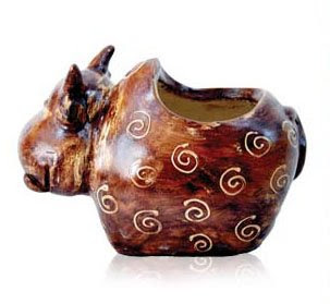 Ashtray Cow model with batik motif