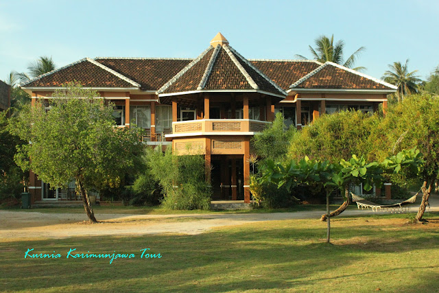 gedung hotel escape karimunjawa