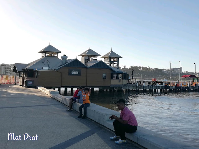 Perth Swan River Cruise Mend's St Jetty