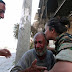 Συρία: Γέλια και δάκρυα για την απελευθέρωση της πόλης τους 
